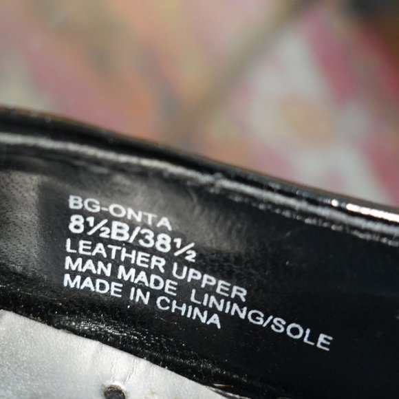 (NWOB) BCBG Black Patent Leather Peep Toe Wedge Heels SIZE 8.5B - Picture 8 of 16